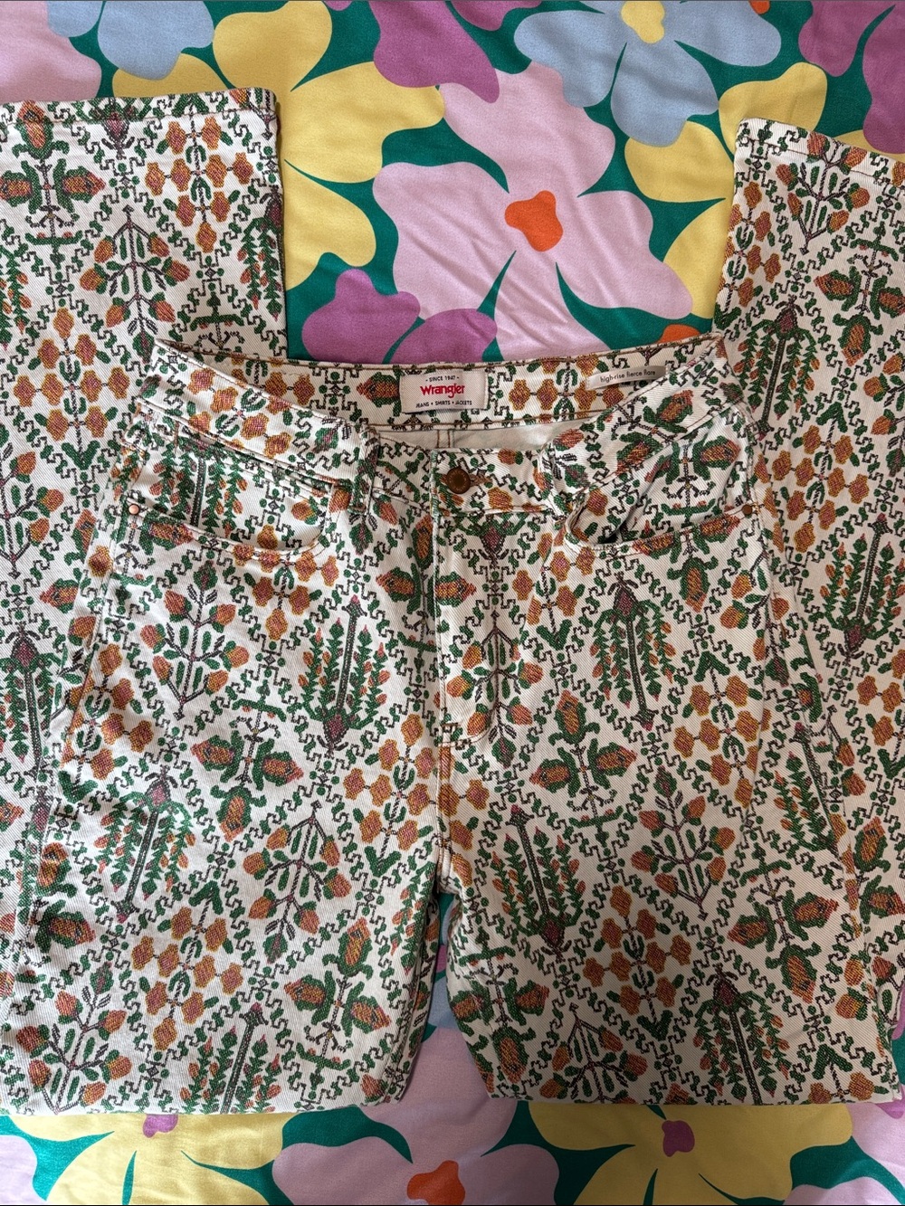 Wrangler Retro Floral-Print Flare Leg Jeans in Cream, Green, Brown - Picture 2 of 6